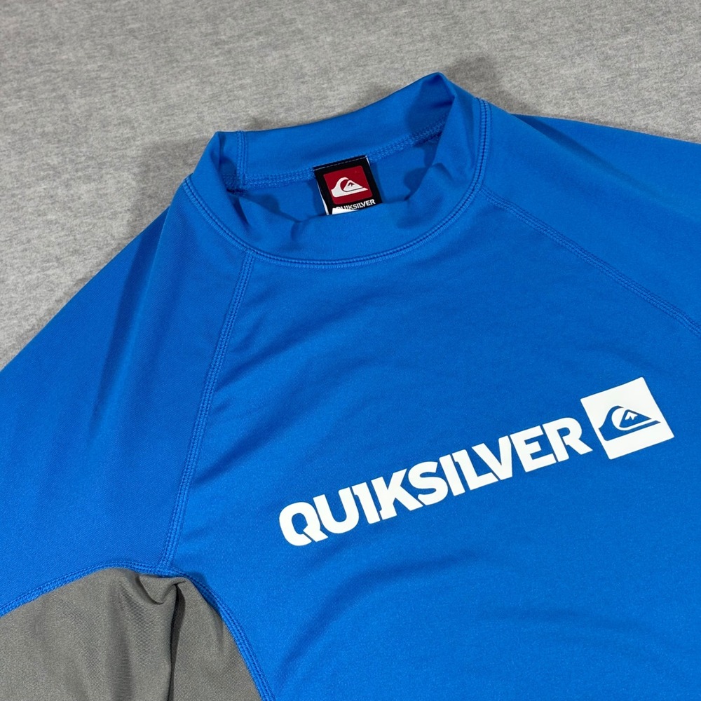 Quiksilver Mens XXL Blue Grey Short Sleeve Rash Guard Swim Shirt AQYWR00036